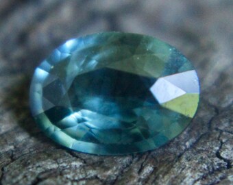 Natural Blue Green Sapphire | Oval Cut | 0.81 Carat | 7x5 mm | Loose Unheated Sapphire | Jewellery Designs | Ring Setting | Sapphire Rings