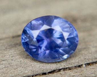 Natural Purple Sapphire | Oval  Cut | 2.80 Carat | 9.07x7.36mm | Unearthed Gemstones | Jewellery GEMSTONES | Sapphire Ring | Crystals