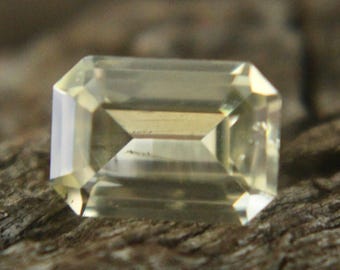 Natural Yellow Sapphire | Emerald Cut | 7x5 mm | 0.88 Carat | Unheated Yellow Sapphire | Engagement Rings | Wedding Bands | Jewellery Making