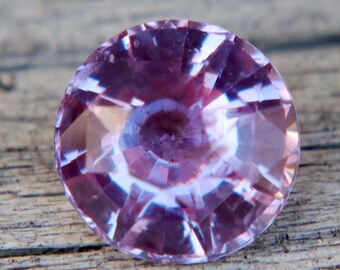 Ceylon Pink Sapphire: 6.06mm Round Cut, VS Clarity Untreated Gemstone