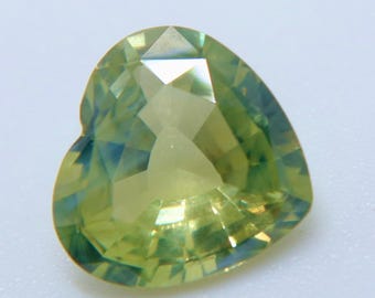 Pale Blue Sapphire: 0.70 Carat Oval Cut Ceylon Gemstone