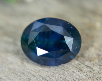Natural Peacock Blue Sapphire | Oval Cut | 1.60 Carat | 8.04x6.35 mm | Engagement Rings | Loose Gemstones | Wedding Jewellery | Jewels