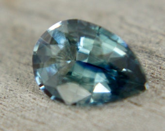 Natural Blue Green Sapphire | Pear Cut | 7.96x5.40 mm | 0.83 Carat |Earth Sourced Sapphire | Bi Coloured Sapphire Ring | Jewellery Setting