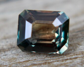 Natural Bi Coloured Sapphire | Emerald Cut | 1.12 Carat | 6.12x5.06 mm | Engagement Rings | Self Made Jewellery | Custom made Jewellery