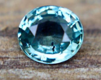 Natural Green Sapphire | Oval Cut | 1.10 Carat | 6.75x6.00mm | Engagement Rings | Sapphire Rings | Jewellery | Sapphire