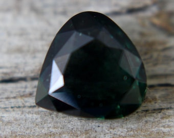 Natural Green Sapphire | Pear Cut | 7.80 mm | 2.00 Carat | Loose Green Sapphire | Loose Sapphire | Engagement Ring | Sapphire Rings
