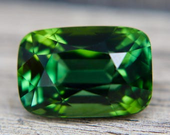 10 Carat Vivid Chrome Green Tourmaline Flawless Cushion Cut Natural Madagascar Loose Gemstone Collector Engagement Ring Gem