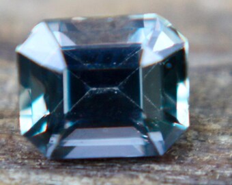 Natural Green Sapphire | Emerald Cut | 0.77 Carat | 5.33×4.38×3.56 mm | Loose Sapphire | Green Sapphire Rings | Jewellery | Gemstones