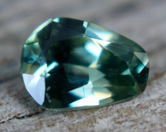 Natural Green Sapphire | Free Cut | 7.49x5.50 mm | 1.13 Carat  | Untreated Sapphire | Loose Sapphire Gemstones | Engagement Rings