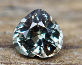 Natural Mixed Coloured Sapphire | Heart Cut | 6.35x6.16 mm | Loose Gemstone | Unset Sapphire | Sapphire Engagement Ring | Pear Shaped