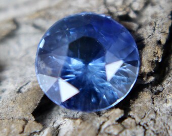 Natural Blue Sapphire | Round Cut | 7.11 mm | 1.50 Carat | Engagement Ring | Sapphire Rings | Gemstone Rings | Loose Sapphires | Crystals
