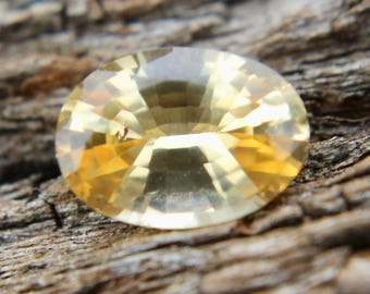Natural Apricot Sapphire | Oval Cut | 1.17 Carat | 7.65x5.46 mm | Engagement Rings | Sapphire Rings | Jewellery | Yellow Sapphire