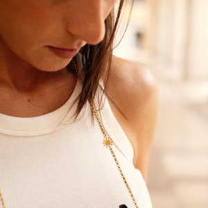 Glasses Chain Gold | Sunglass Strap in gold with Daisy charms | Sunglasses Chains image 7