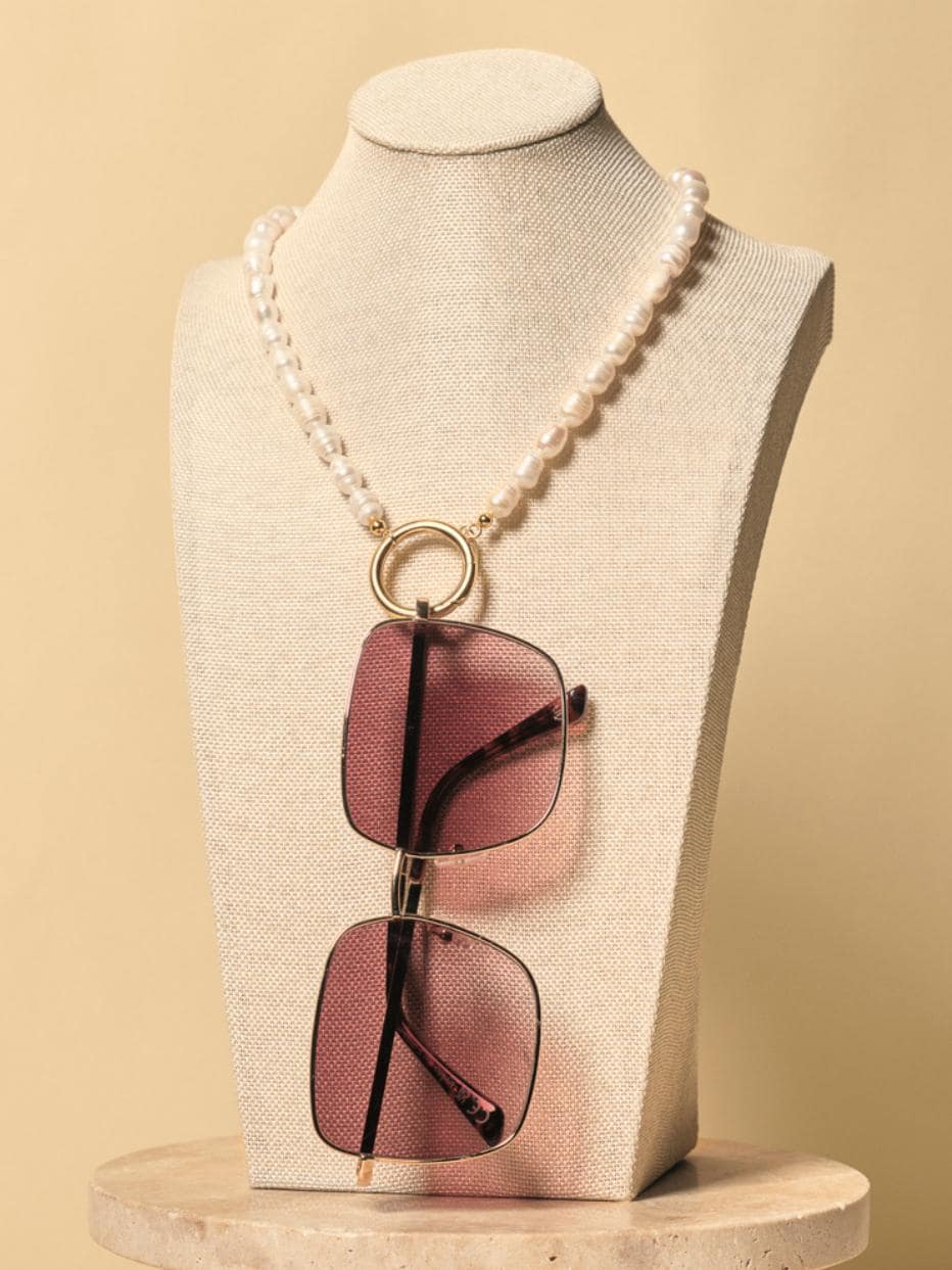 Necklace With Ring for Glasses | Pearl Eyeglass Holder | Elegant