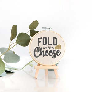 Schitt&#39;s Creek - Dobre a citação do queijo - Padrão de ponto cruz contado - Download digital em PDF