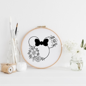 Minnie Mouse with Wildflowers Flower  - Embroidery Hoop Pattern Template - PDF Digital Download