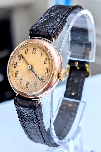 Ladies 1923 Swiss 9ct Gold Unicorn Rolex W&D 15 Jewels Watch Boxed