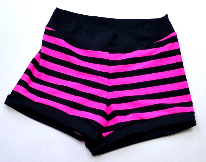 hot pants booty shorts