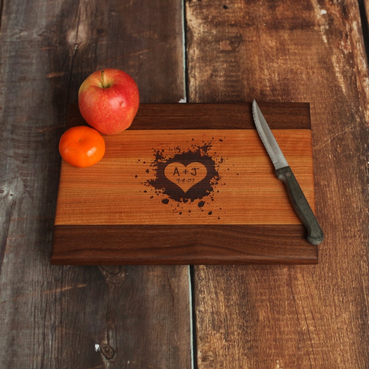 Personalized cutting board - Design 09