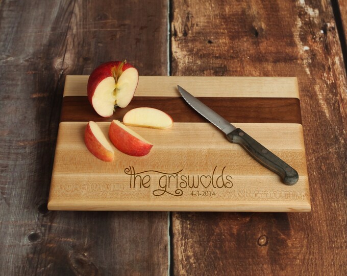 Custom Cutting Board with Last Name, Personalized Cutting Board, Wedding Gift, Anniversary Gift, Edge Grain, Maple and Walnut