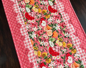 Scalloped Table Runner: Pink Gingham with Summer Fruits (16" x 40")