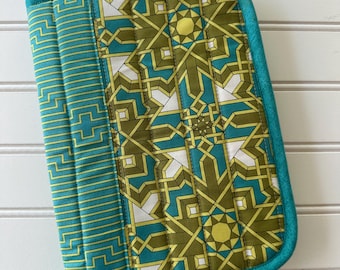 Sewing Supply & Travel Document Case: Quilted Cotton, Zippered Pockets