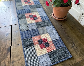 Quartered Log Cabin Table Runner PDF Pattern