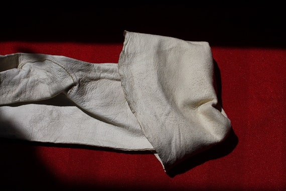 Edwardian Summer Gloves: Antique Ivory Kid Evenin… - image 7