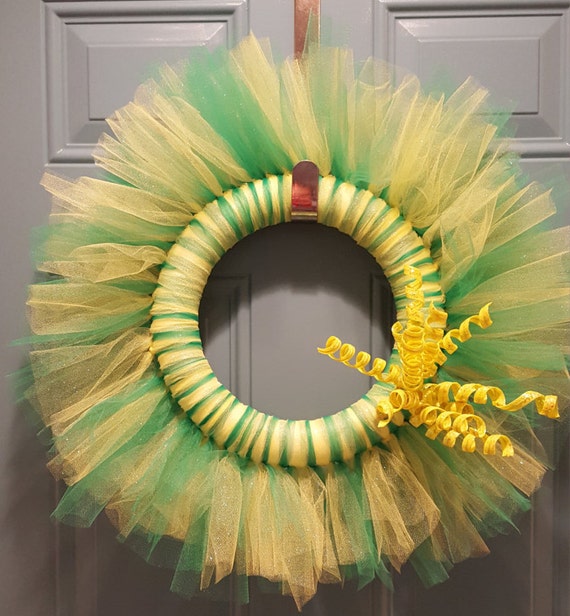 Items similar to Green & Yellow Wreath on Etsy