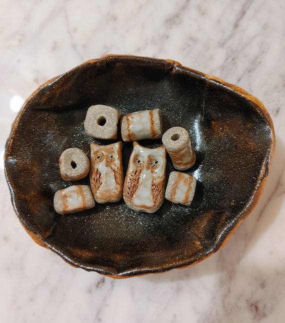 Pottery Bowl With Bead Set