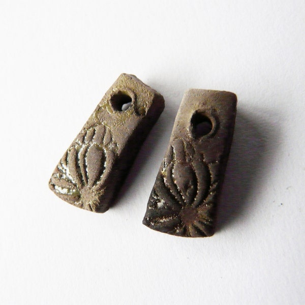 Black and gray terracotta flower ceramic charms, elongated raw rustic flower handmade pendants, wabi sabi artisanal creations