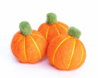 Citrouilles feutrées, Ensemble de jouets à la citrouille, citrouille d’Halloween, feutrage à l’aiguille, jouet feutré à l’aiguille, feutre de laine, feutres, feutre, laine feutré