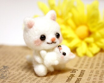 Kitty with Baby gift for mom, needle felting, needle felting kit, wool felt, felt animals, felting, felting wool,felting kit,easy diy kit