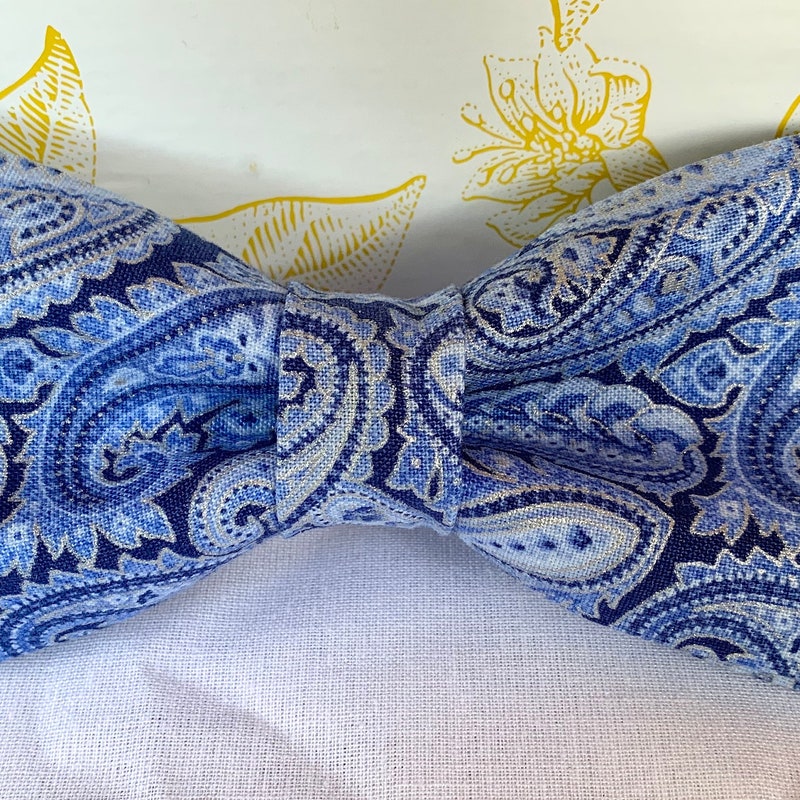 Paisley Tartan Bow Tie main image 0