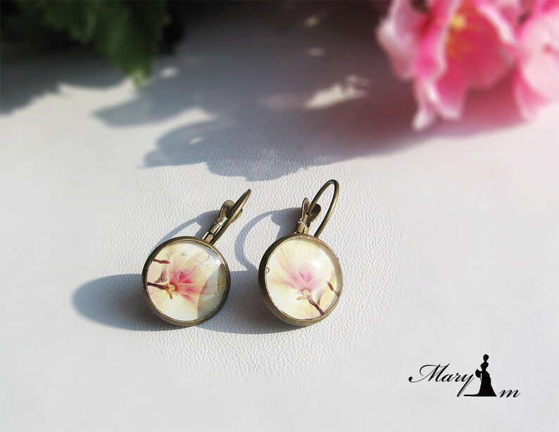 Blooming spring earrings Flower pendant Vintage magnolia set with a flower pattern Handmade Jewelry for her. Jewelry resin