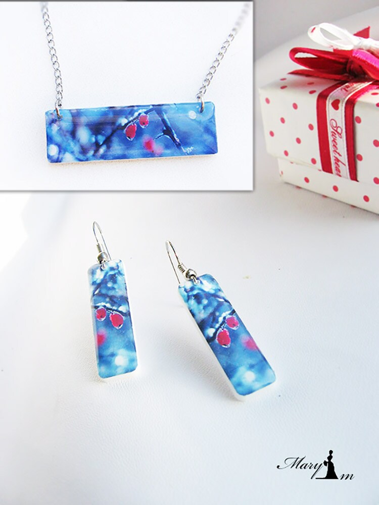 Winter rowan set with a bright pattern. Jewelry resin. Handmade Jewelry for her. Blue decor. rowan berries. gift