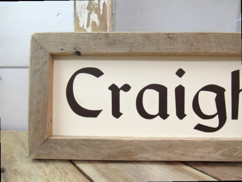 Craigh na Dun Framed Sign, Custom Hand Painted Directional Sign, Destination Sign, JAMMF, Claire, Personalized Location Sign, Arrow Sign image 3