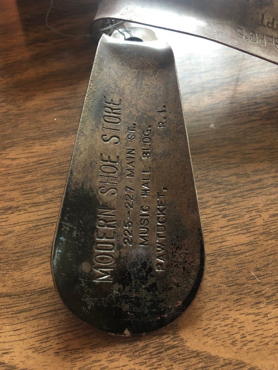 Vintage metal shoe insole shoehorn engraved Modern Sh… Gem