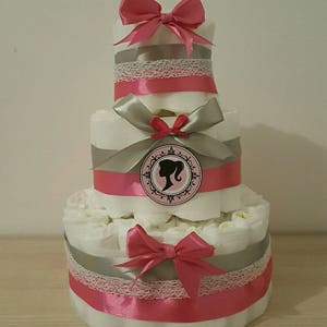 Magnifique gâteau de couche pour fille