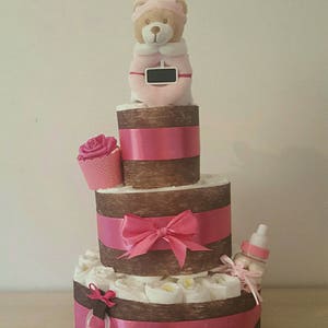 Magnifique gâteau de couche pour fille