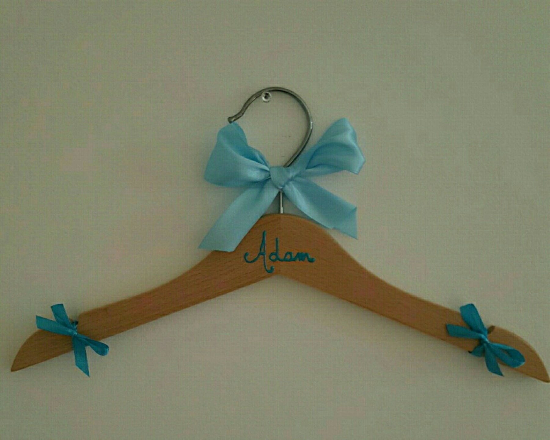 Magnifique Cintre en Bois Pour Garçon