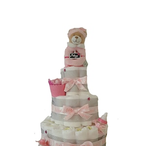 Magnifique gâteau de couche  pour fille