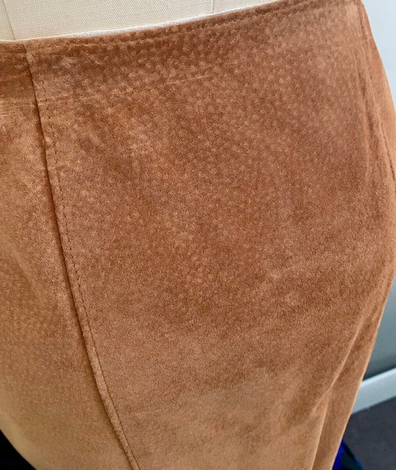 1990's Danier suede , warm tan, wrap skirt - image 3