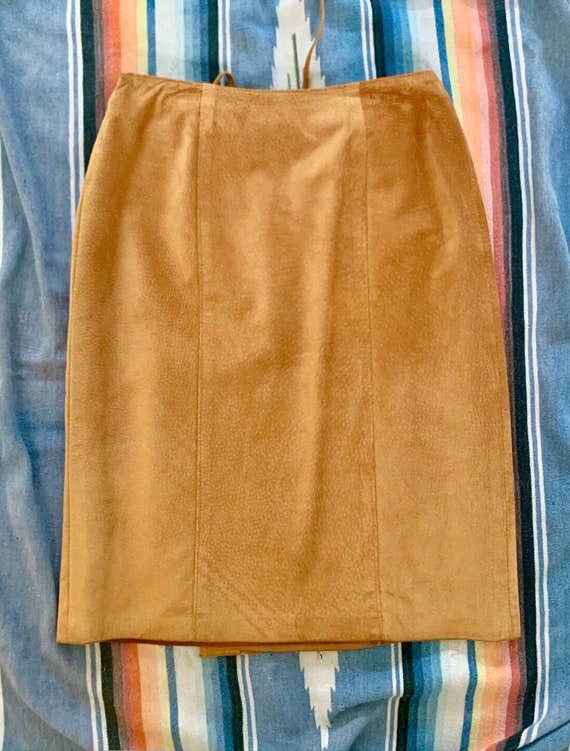 1990's Danier suede , warm tan, wrap skirt - image 7