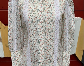 Vintage 1970’s Victorian revival blouse ditzy print with lace, hand made