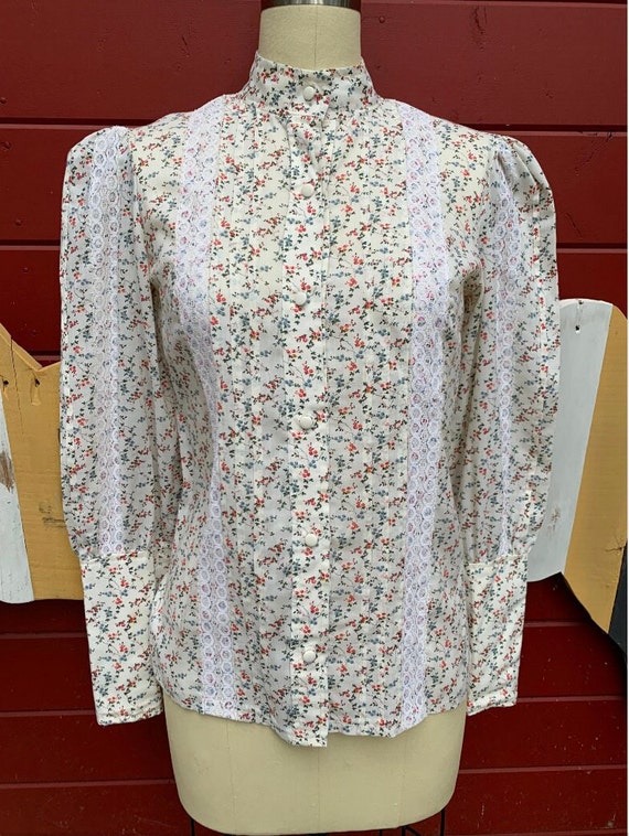 Vintage 1970’s Victorian revival blouse ditzy prin