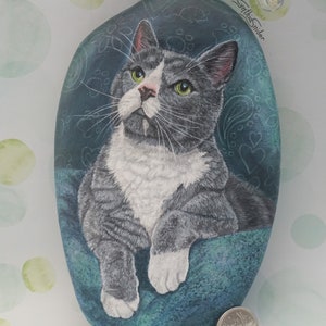 Pet portrait, 6 x 6 rock painted, cat portrait, cat memorial painting, custom rock, pet memorial, painted rock, personalized pet portrait image 8