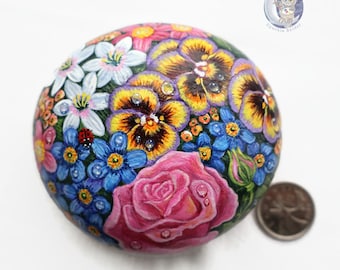 Flower-painted rock, painted stone flowers, Mother gift, pansies, pink rose stone, flower art, painted rock, stone painted, mom paperweight