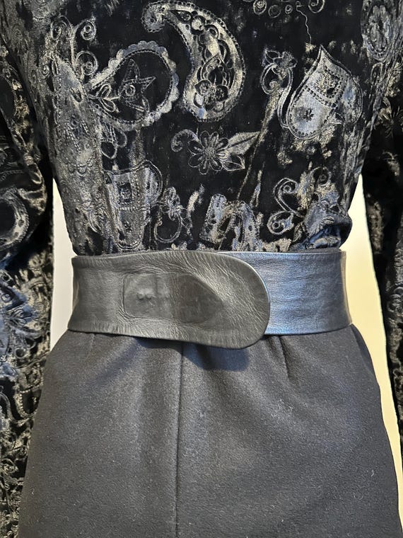 1980’s Leather Statement Belt - image 4