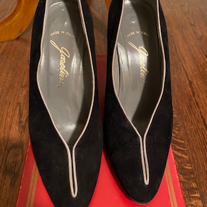 1970’s Italian Suede Leather Pumps